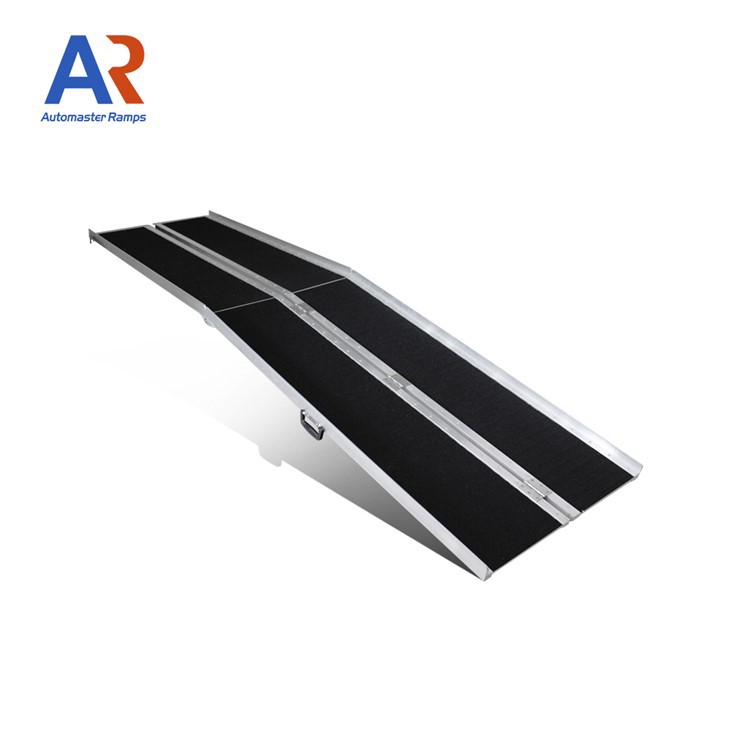 Kokkupandav ratastooli kaldtee